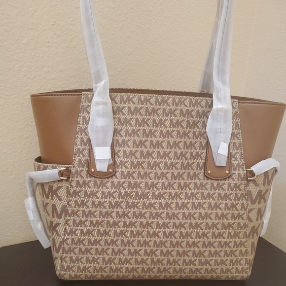 Michael kors Voyager Set Logo Jacquard East West Tote Shoulder Bag - Picture 10 of 14